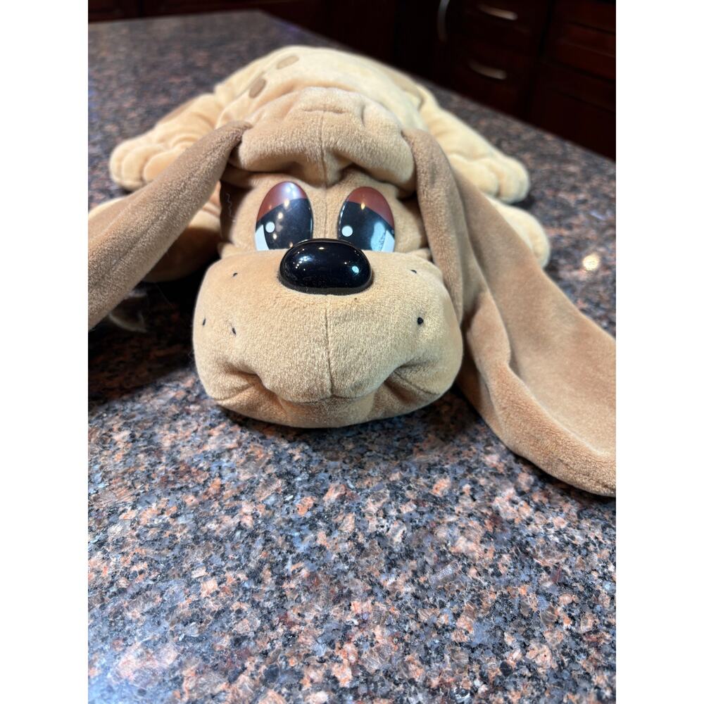 Vintage Pound Puppy 1997 Galoob Tan with Brown Spots and Red Collar - Picture 10 of 11